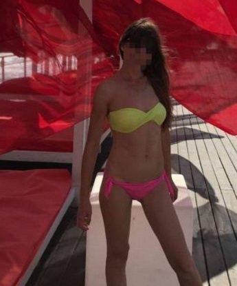 Я опытная профессионалка, которая знает, как доставить тебе наивысшее удовольствие. Мои услуги включают классический секс, оральный секс, эротический массаж и многое другое. Я открыта для экспериментов и готова пойти на встречу твоим желаниям. На фото ты можешь увидеть мои роскошные формы и привлекательное лицо, убедись сам. В Москве я живу уже несколько лет и знаю этот город как свои пять пальцев. Мои клиенты всегда остаются довольными и возвращаются ко мне снова и снова. Так что, давай проведем вместе незабываемое время! 💋🔥 4404, 28 лет